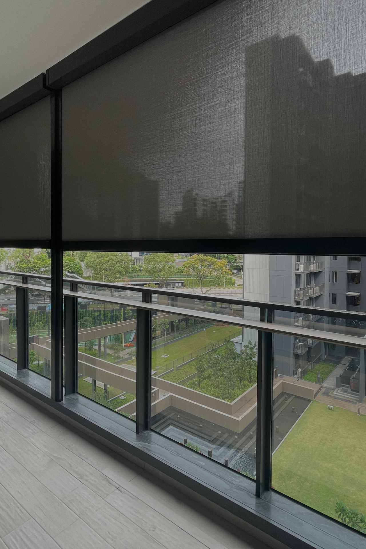 Zipscreen